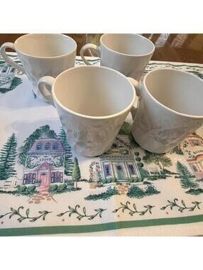 Corningwear Pink Trio Floral Set of Mugs Set of 4